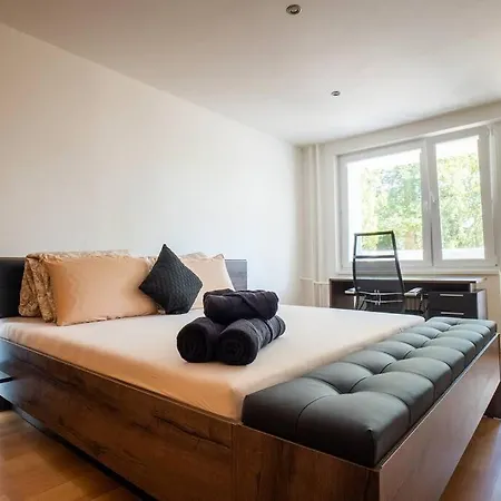 شقة 3 Lux Near Center مارتون