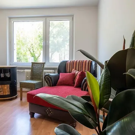 3 Lux Near Center شقة مارتون